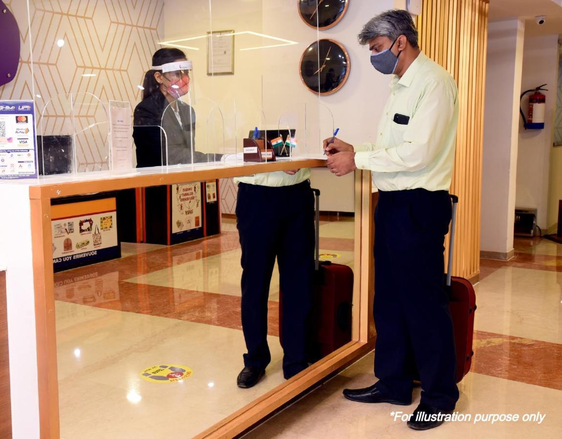 Oyo 60577 Sukhmani Residency Hotel Indore Bagian luar foto